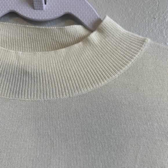 VTG 90s y2k Guess studded sweater Logo Turtleneck Large Rhinestones Studs cream - Picture 8 of 12
